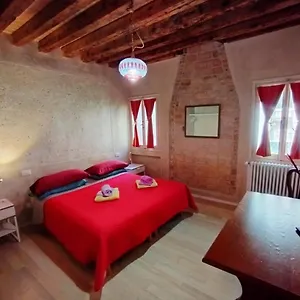 Ca Lirica Appartement